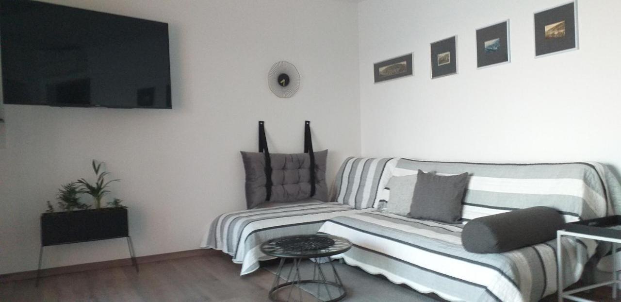 Apartment Winkler Senj  Buitenkant foto
